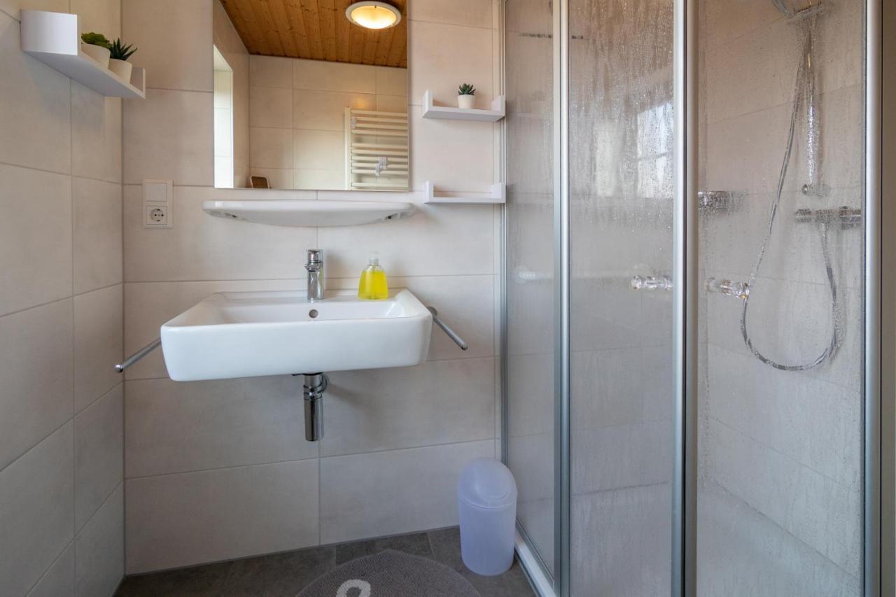Ferienhaus Strandlaeufer เนสเมอร์ซิเอล ภายนอก รูปภาพ